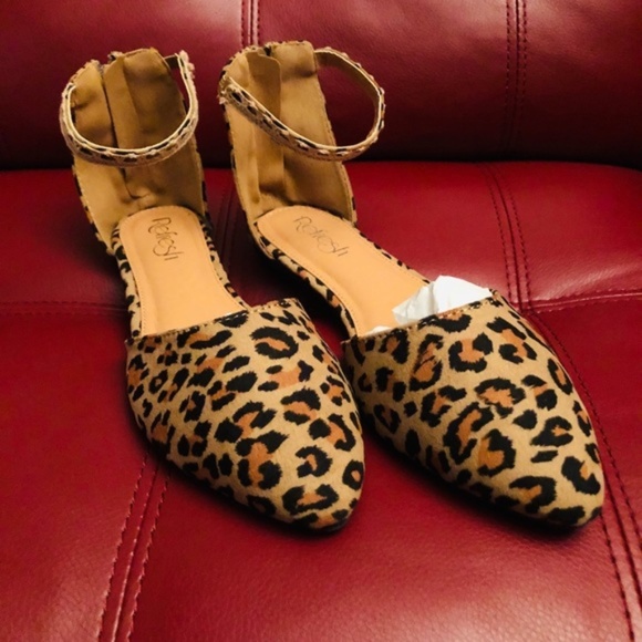 RESTOCK!Animal Tan Leopard print Flat- Shoe - Picture 2 of 5